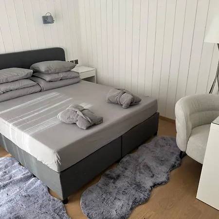 Les Chardons 1 Apartment